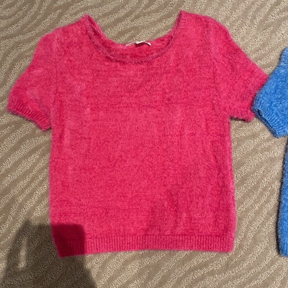 garage fuzzy tops - Picture 2 of 3